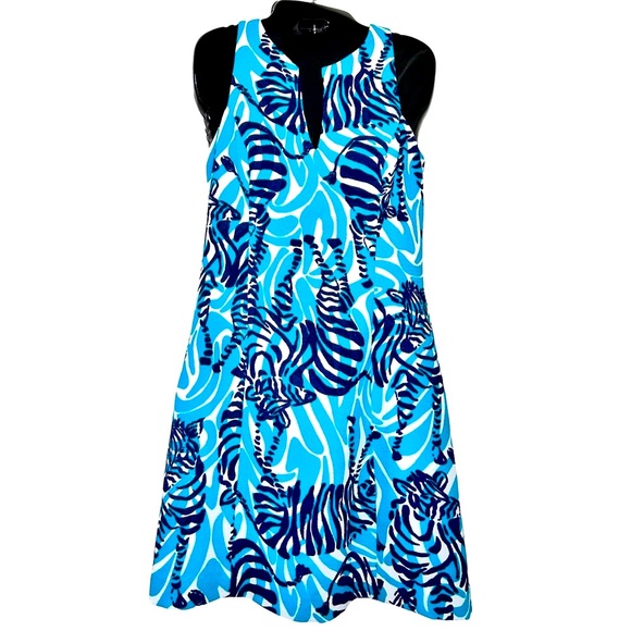 Lilly Pulitzer Dresses & Skirts - LILLY PULITZER “I’m game” blue and white Madeline shift dress size 4 EUC